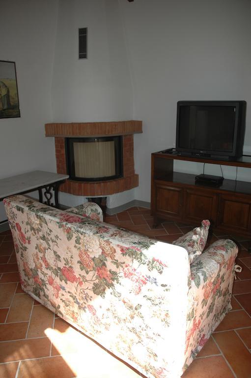 Il Cerro Guest House Pelago Bilik gambar